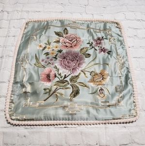 Live well pillow cover.